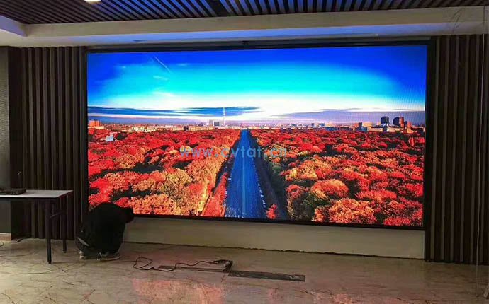 Indoor P2 small-pitch display in Guilin, Guangxi refreshes the 3840