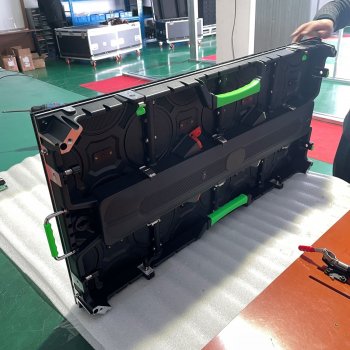 P3.91 outdoor SM16380 500*1000mm NovaStar